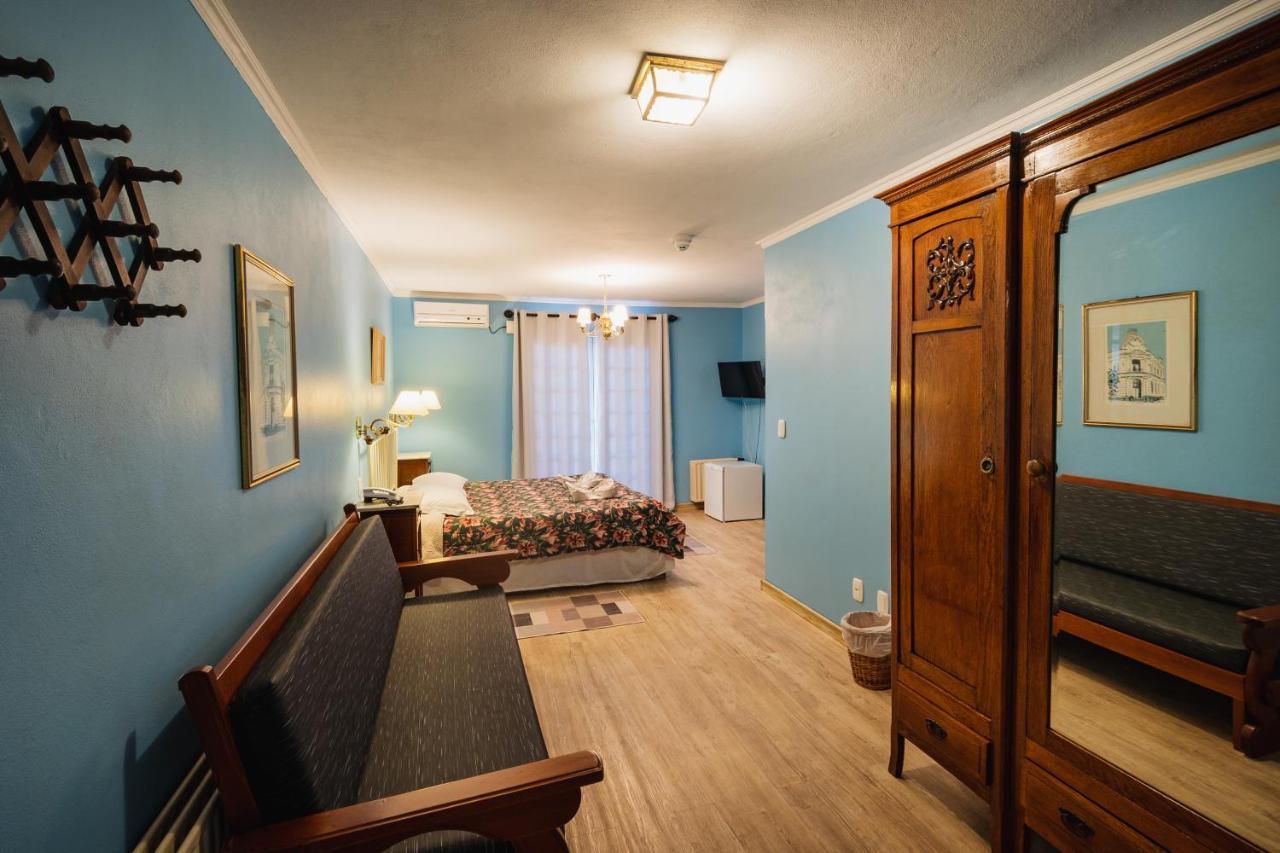 Pousada Casa Rosa カネラ エクステリア 写真