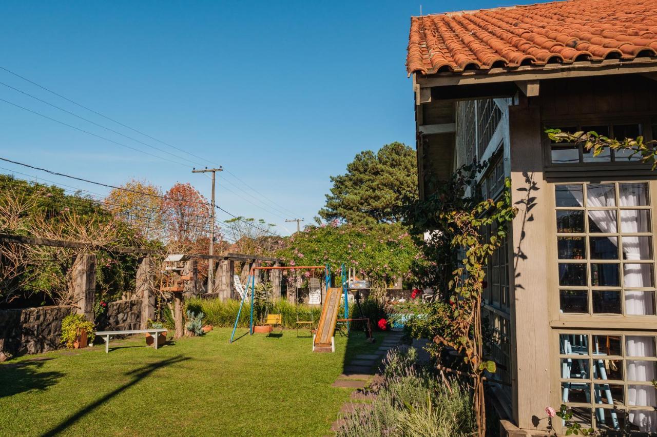 Pousada Casa Rosa カネラ エクステリア 写真