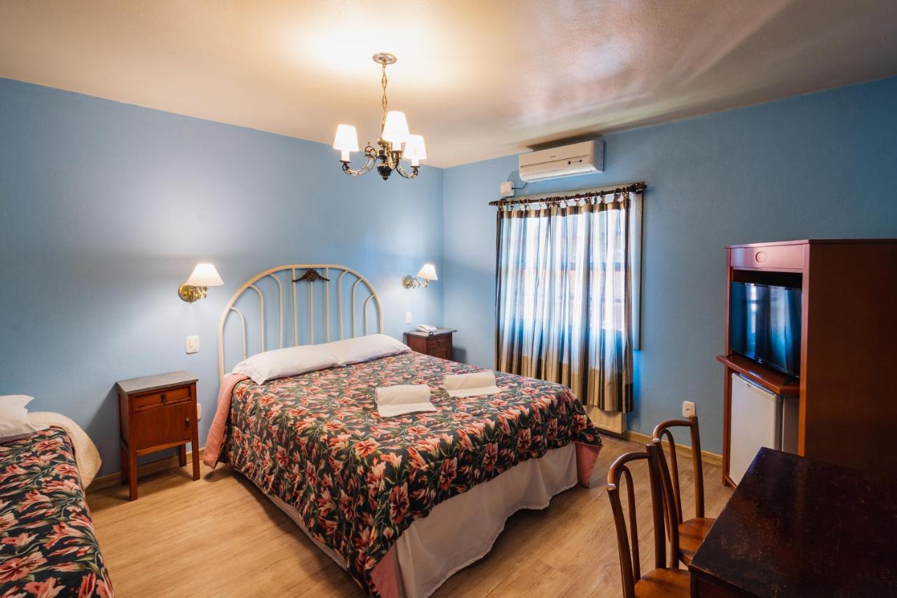 Pousada Casa Rosa カネラ エクステリア 写真