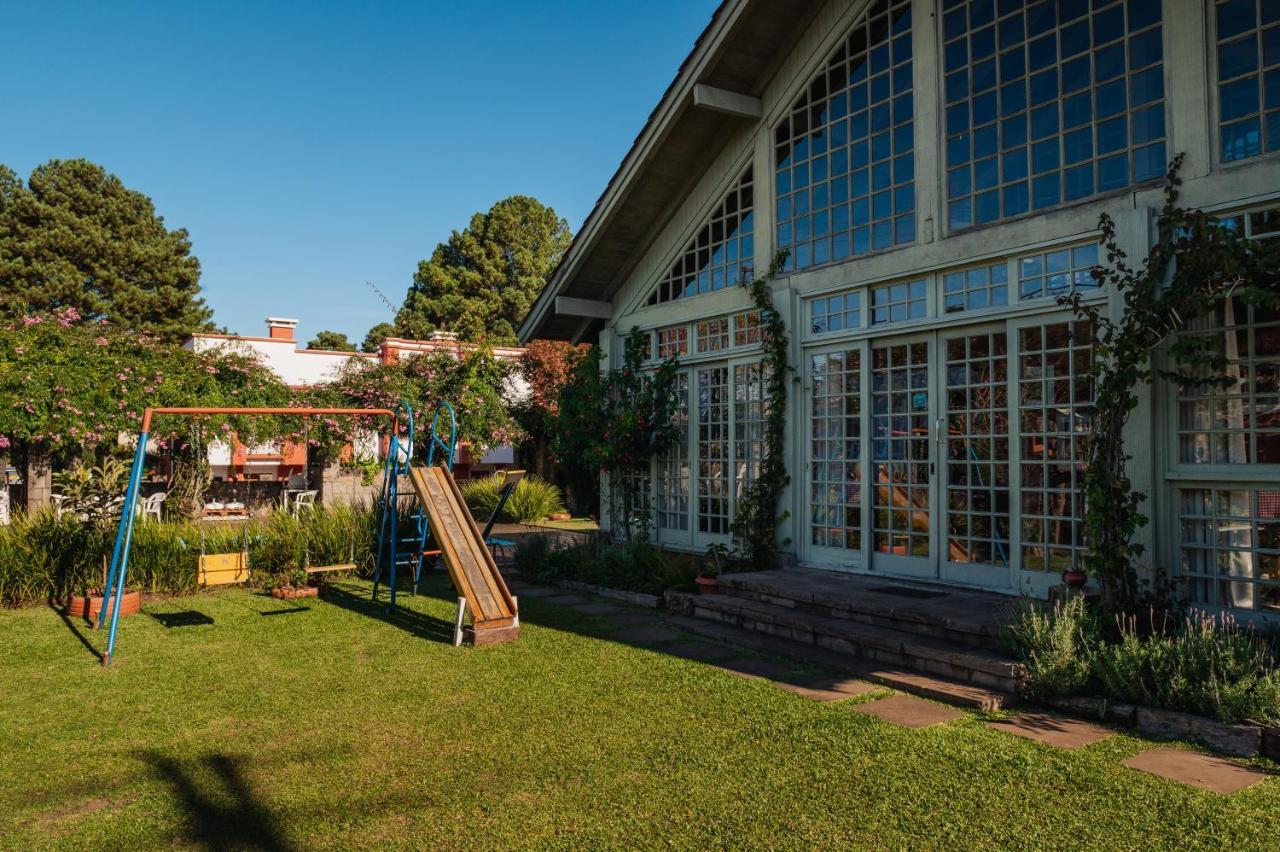 Pousada Casa Rosa カネラ エクステリア 写真
