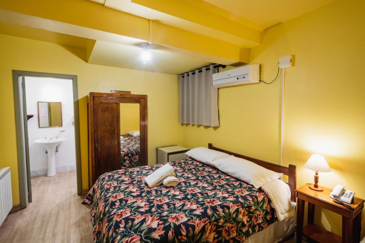 Pousada Casa Rosa カネラ エクステリア 写真