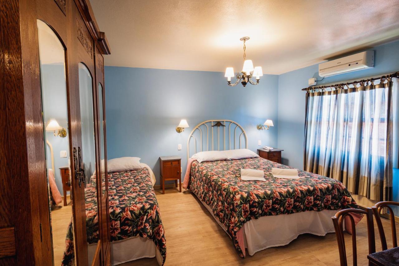 Pousada Casa Rosa カネラ エクステリア 写真