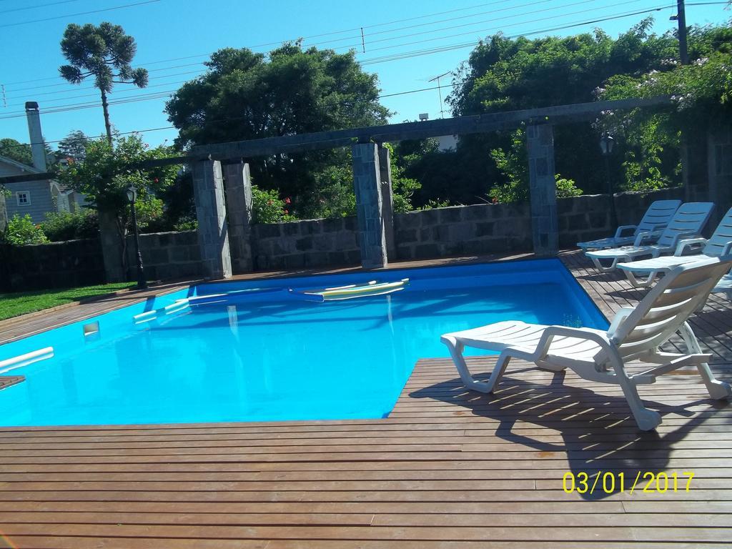 Pousada Casa Rosa カネラ エクステリア 写真